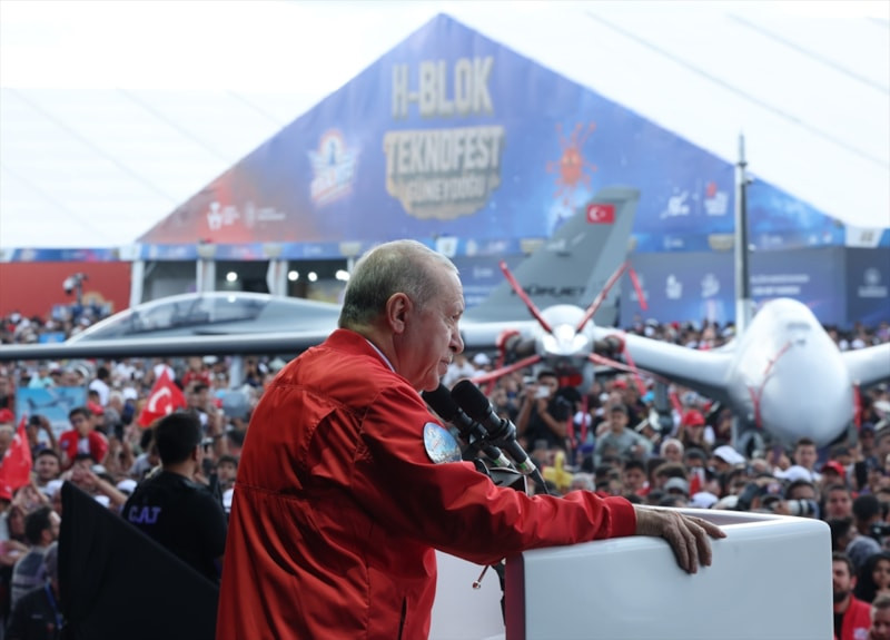 Cumhurbaşkanı Erdoğan TEKNOFEST gençliğine seslendi: Soykırımcıları sizler durduracaksınız