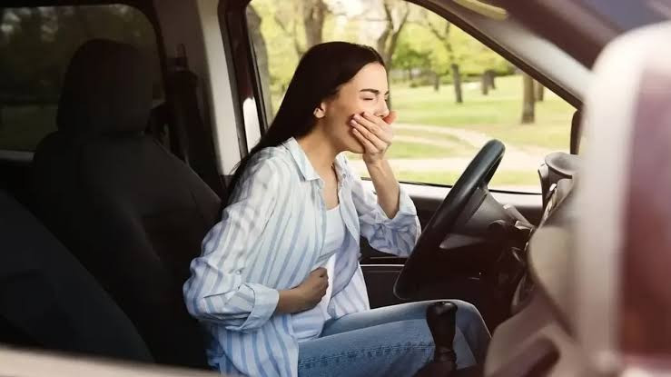 Elektrikli otomobiller neden mide bulandırıyor? Uzmanlar nedenini açıkladı